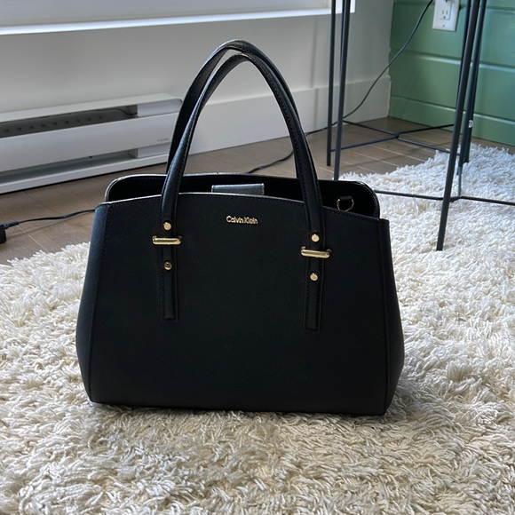 Calvin Klein Handbags - CALVIN KLEIN BAG